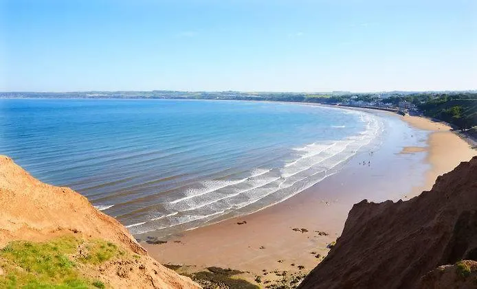 Beach Approach House - 30 Steps From Beach - Luxury House - Kids Slide And Chill-Out Room - Amazing Location - Garden Filey Royaume-Uni