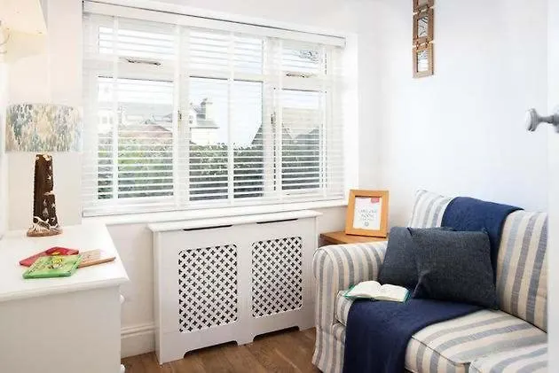 Hébergement de vacances Beach Approach House - 30 Steps From Beach - Luxury House - Kids Slide And Chill-Out Room - Amazing Location - Garden Filey